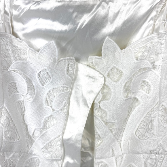 Lace Sheath Dress in White Size 12/XL Elegant Winter Soft Luxury Quiet Luxury - Picture 10 of 13